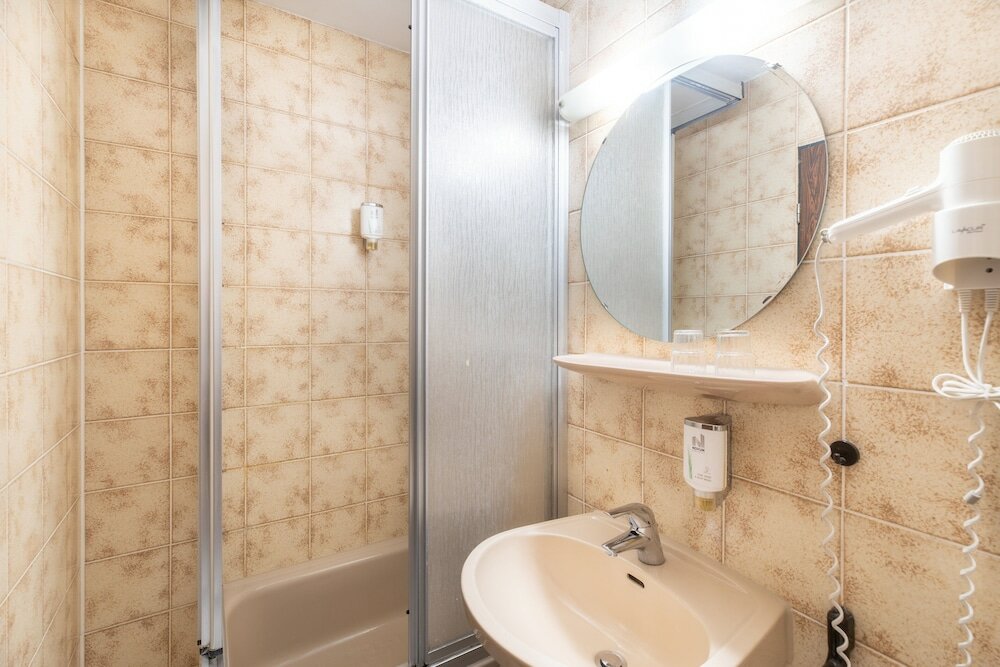 Фото Hotel Leonet