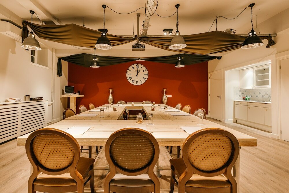 Фото 158116823309