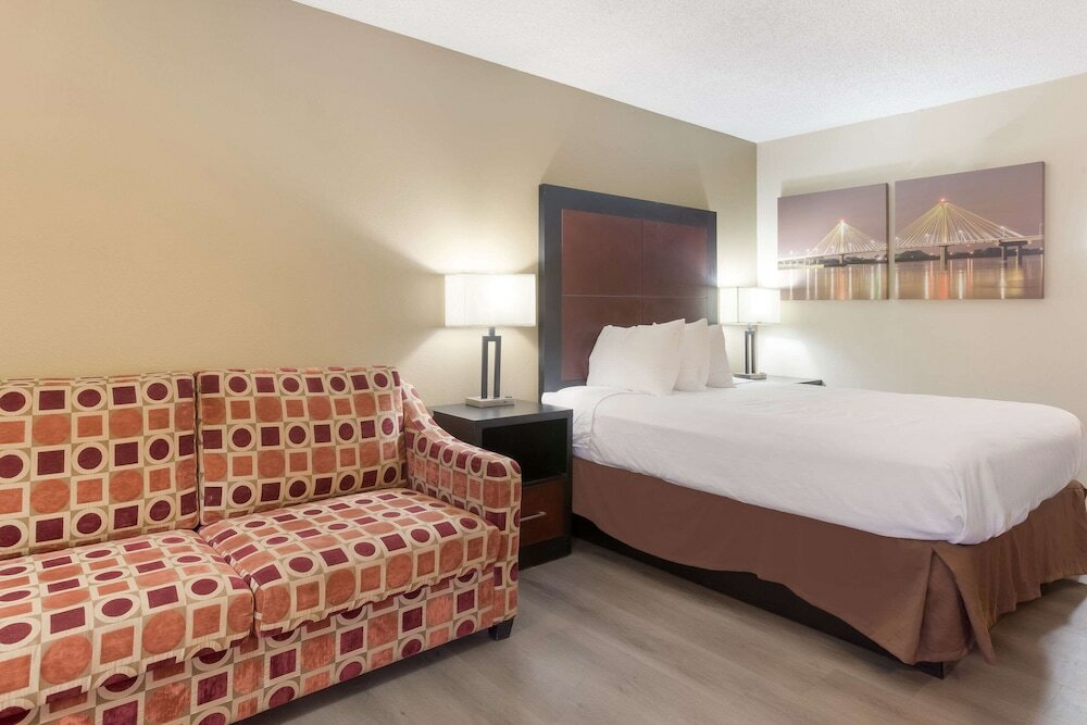 Фото Clarion Pointe