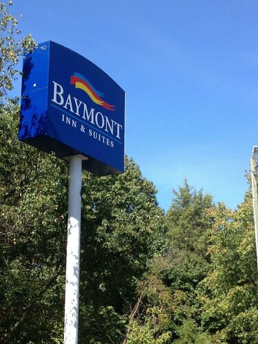 Гостиница Baymont by Wyndham Charlotte Airport North I-85 North