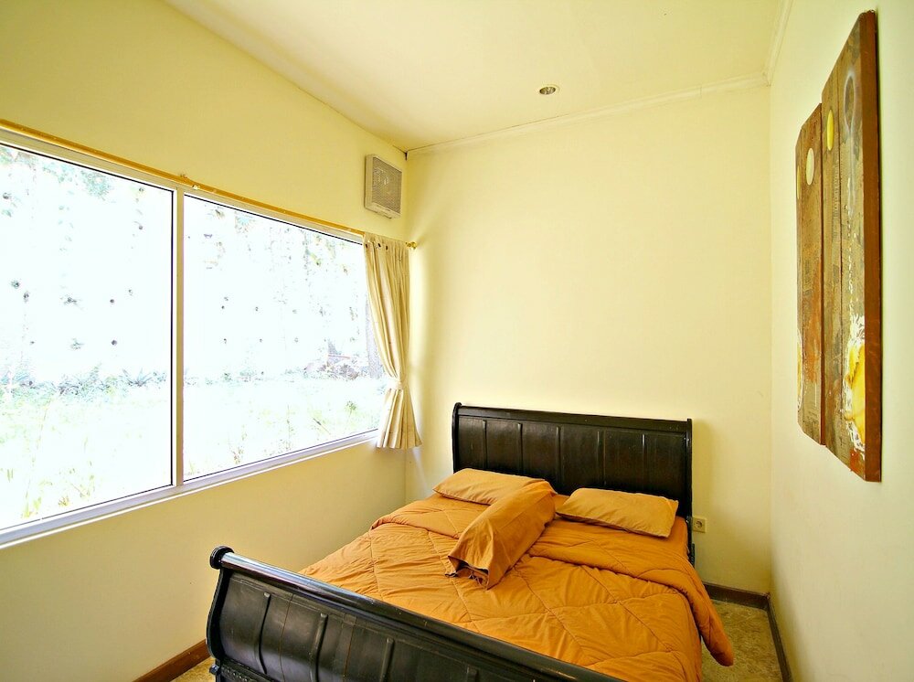 Фото De Bukit Dago Villa by HouseinBandung