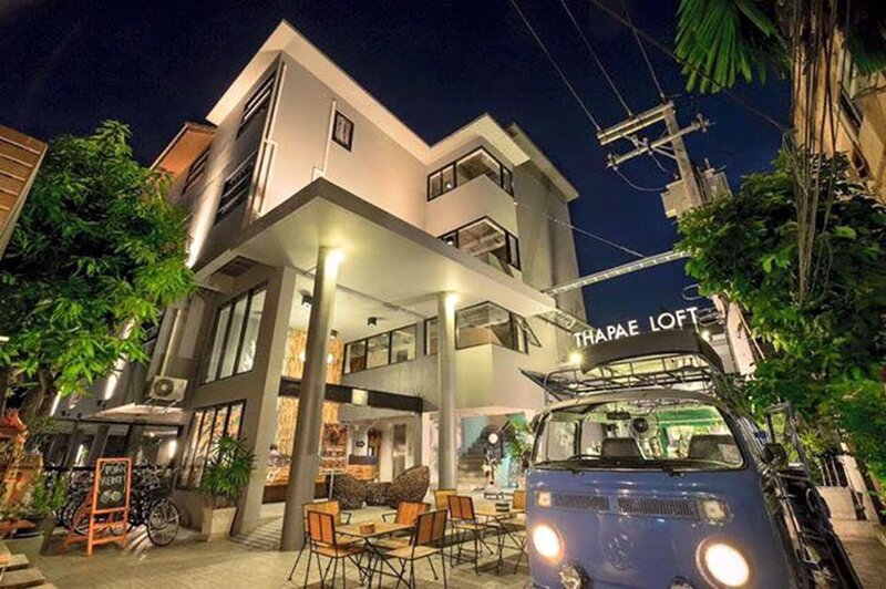 Гостиница Stay With Me Guesthouse в Чиангмае