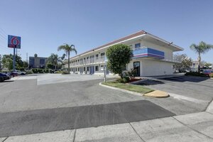 Гостиница Motel 6 Corona, Ca в Риверсайде