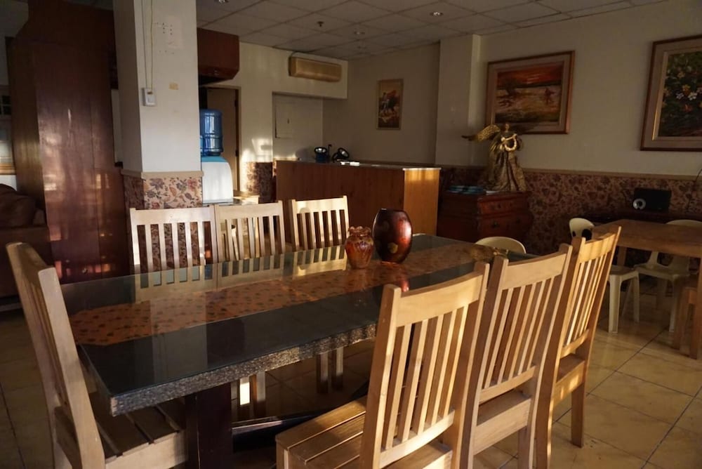 Фото Lylie Hotel