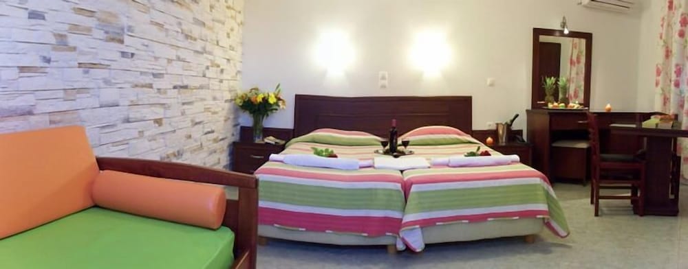 Фото Nikos & Maria Studios