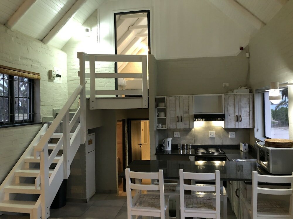 Фото Blue Bay Lodge