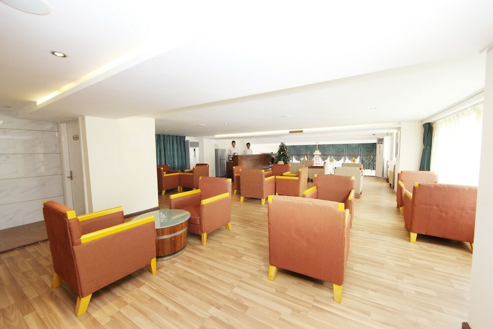 Фото Sunny Holiday Hotel