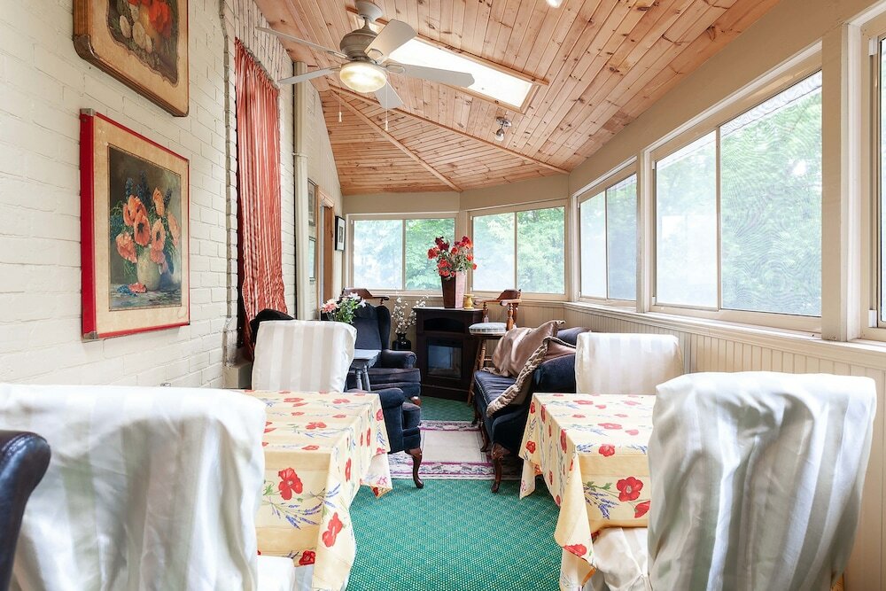 Фото Stone Maiden Inn