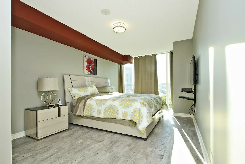 Фото Napa Furnished Suites & Apartments