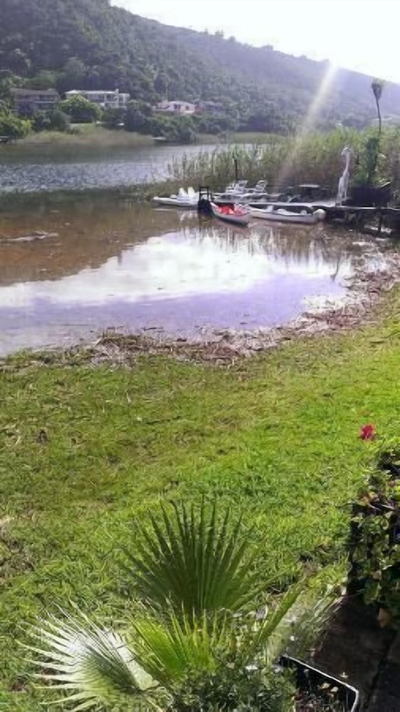 Фото Moontide Guest Lodge