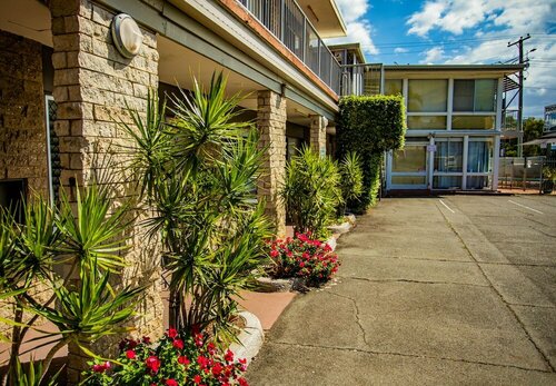 Гостиница Tropicana Motel в Голд-Кост