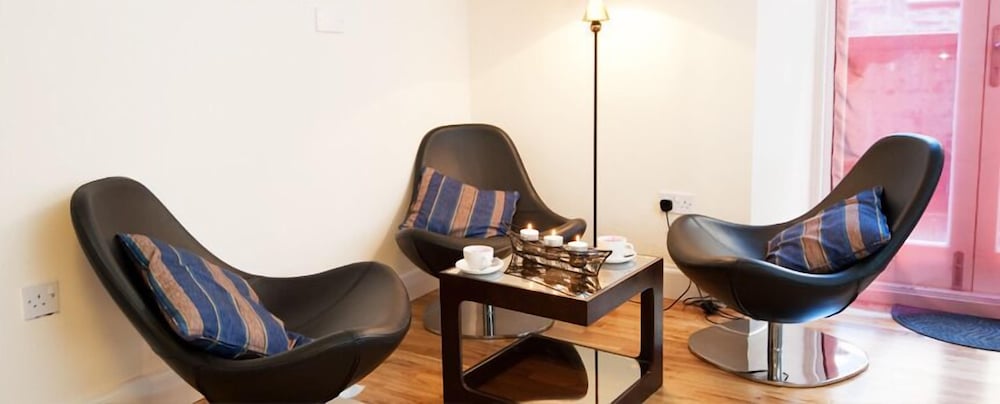 Фото Windsor Street Apartments