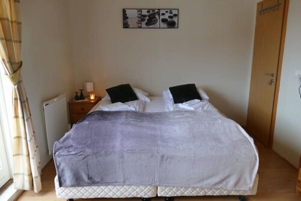 Фото Litlabjarg Guesthouse