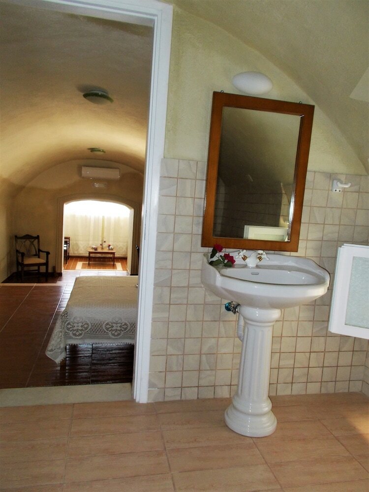 Фото Loukas Kontos Traditional House