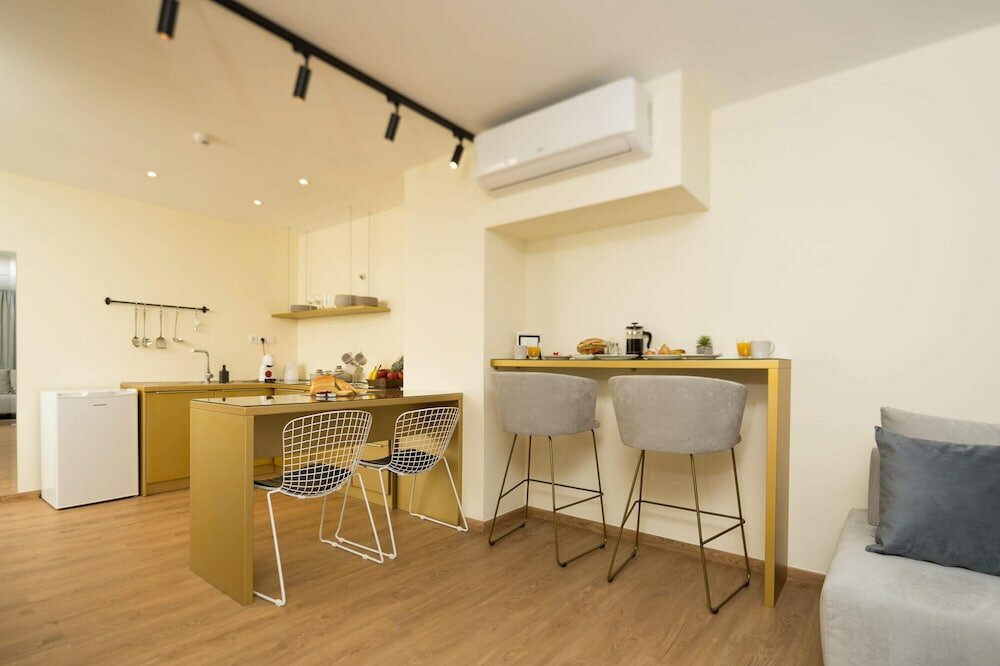 Фото Suites Syngrou Fix