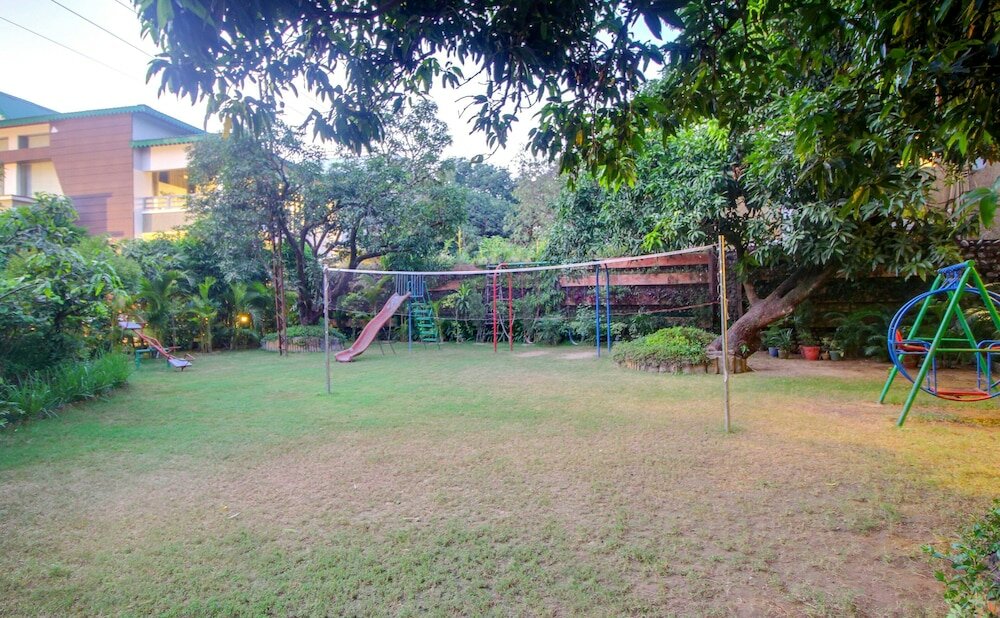 Фото Maulik Mansion Resort