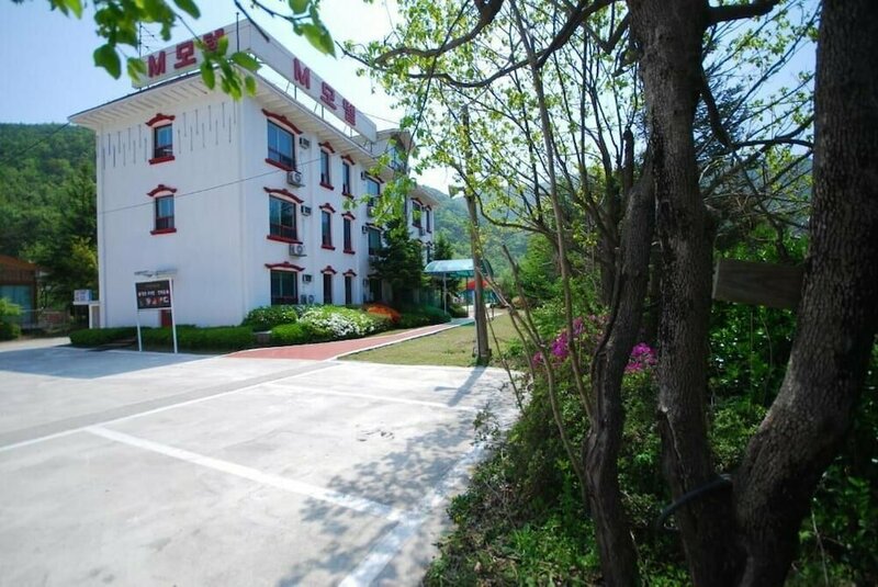 Гостиница M Motel