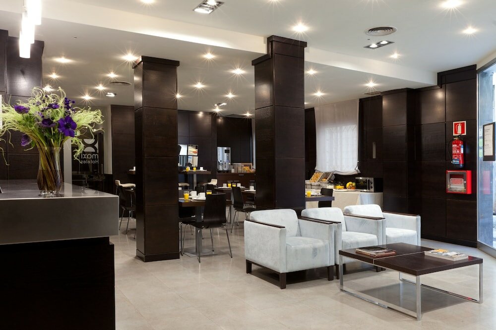 Фото Los Girasoles