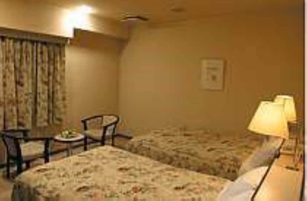 Фото Yamanashi Grand Hotel