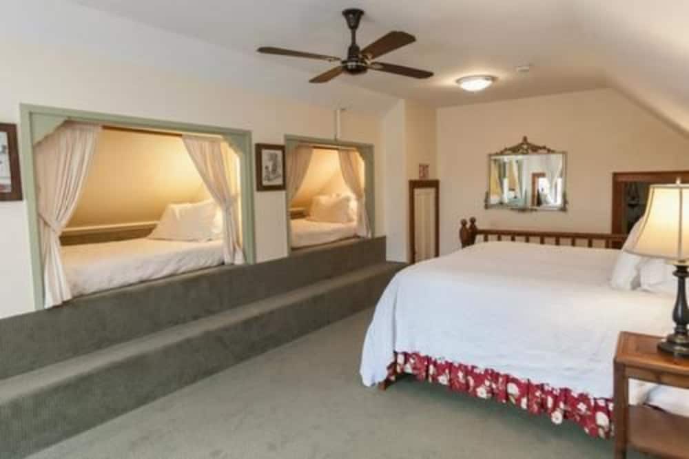 Фото Arlington's West Mountain Inn