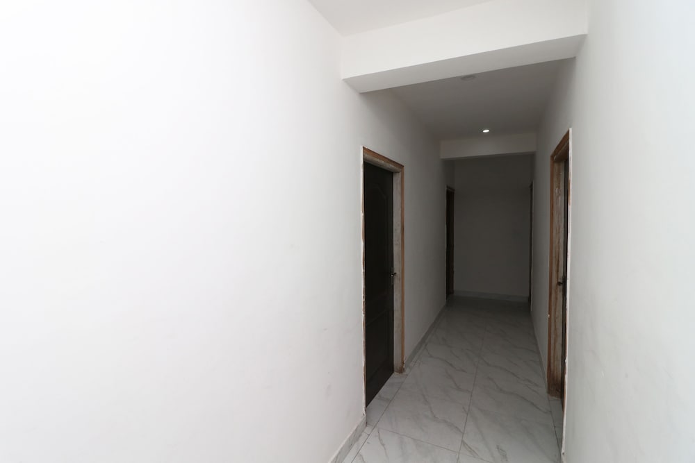 Фото Oyo 29202 Sunny International