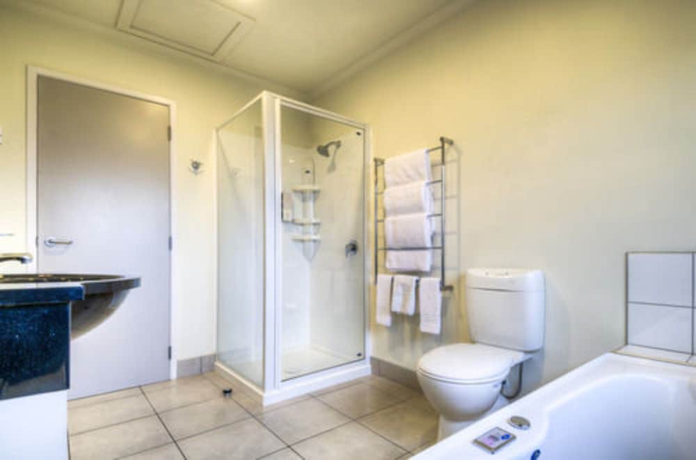 Фото Claremonte Motor Lodge