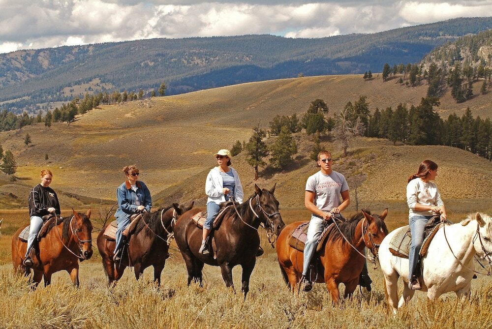 Фото Roosevelt Lodge & Cabins - Inside the Park