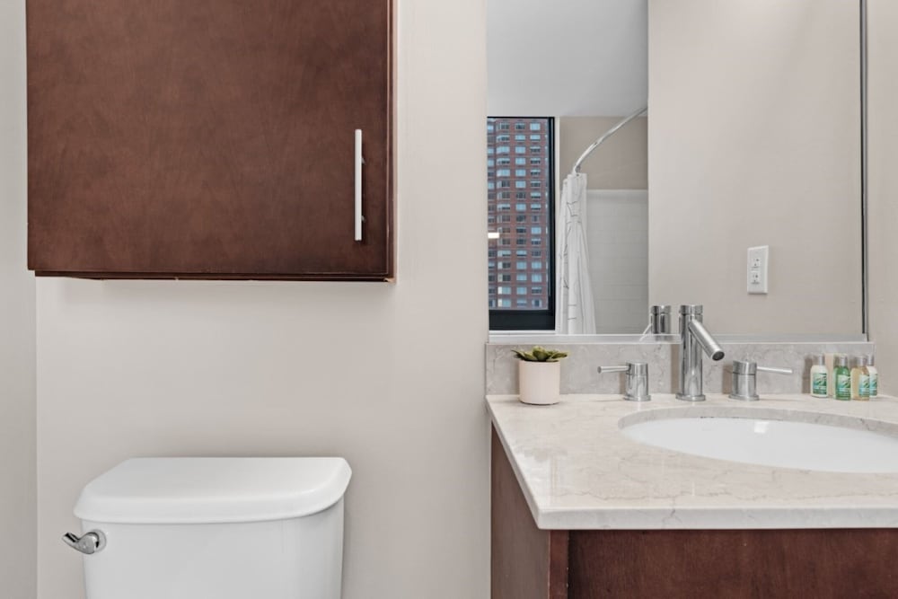 Фото Global Luxury Suites at Newport