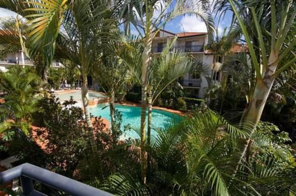 Фото Blue Water Bay Luxury Villas