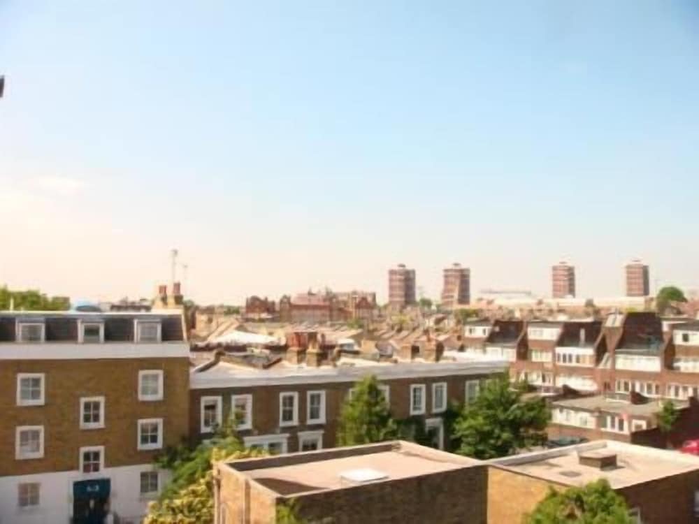 Фото Kensington Olympia Apartments