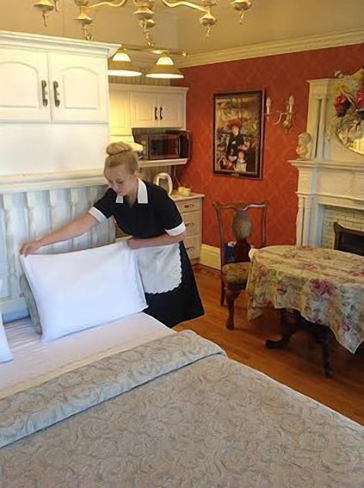 Фото The Noble Suites