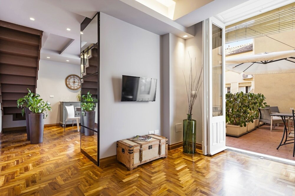 Фото Ferrini Home Piazza Trento
