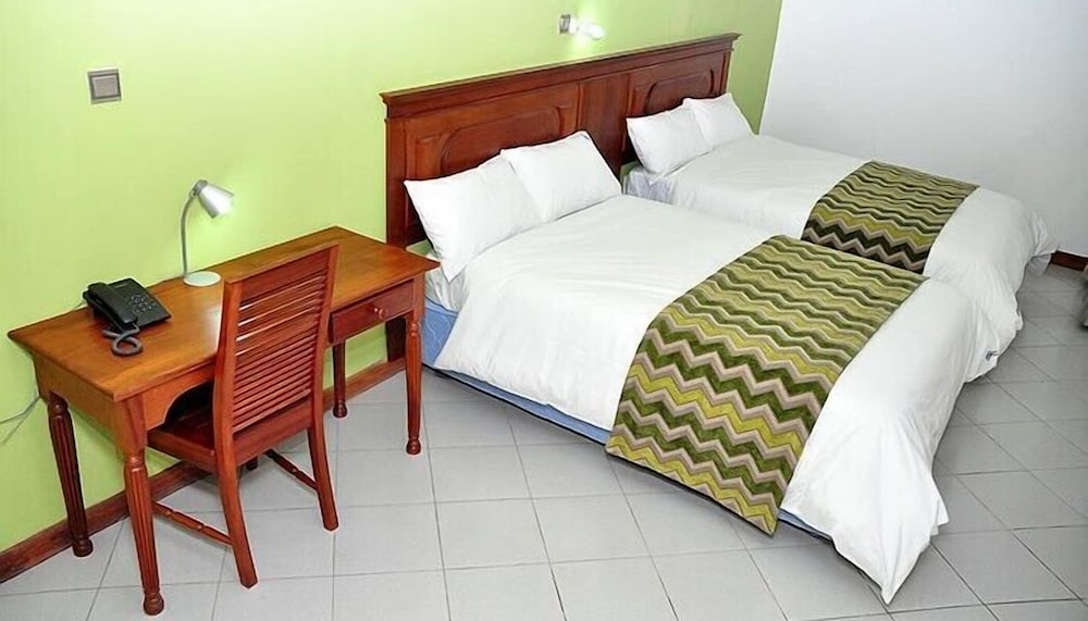 Фото 67 Airport Hotel