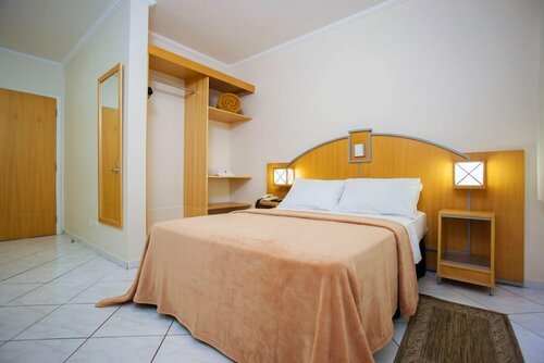 Гостиница Estoril Hotel Marília в Марилии