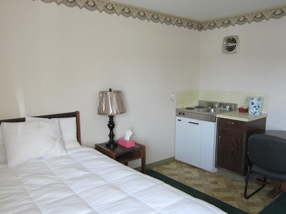 Фото Airport Inn