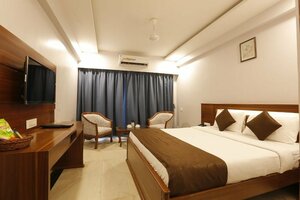Гостиница Metropark Hotel в Лонавала