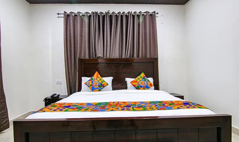 Фото Fabhotel Wildflower Inn