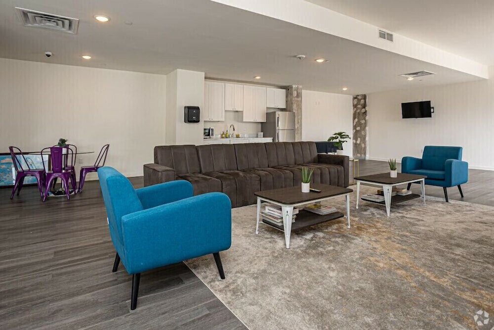 Фото 6324 Chef Menteur Hwy