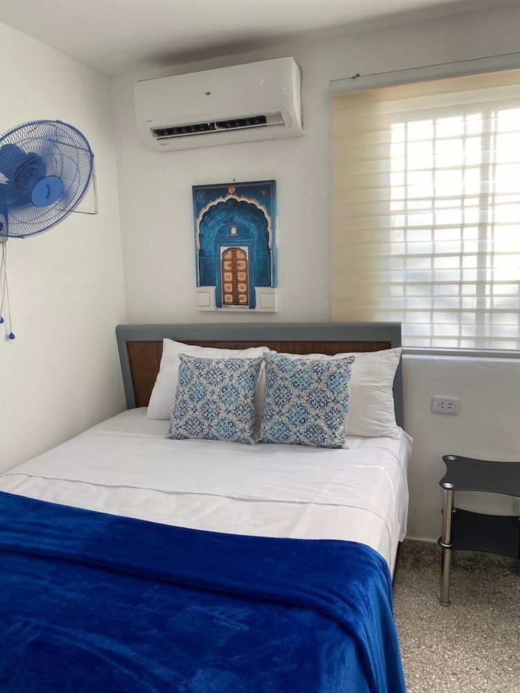 Фото Hostal Magallanes Romana