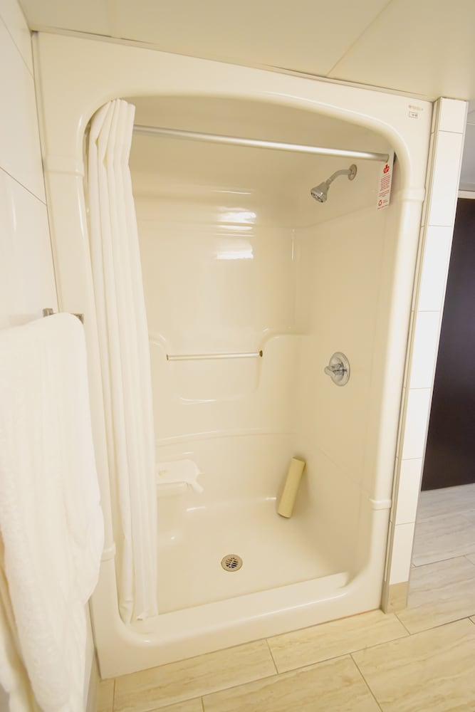 Фото Canad Inns Destination Centre Club Regent Casino Hotel