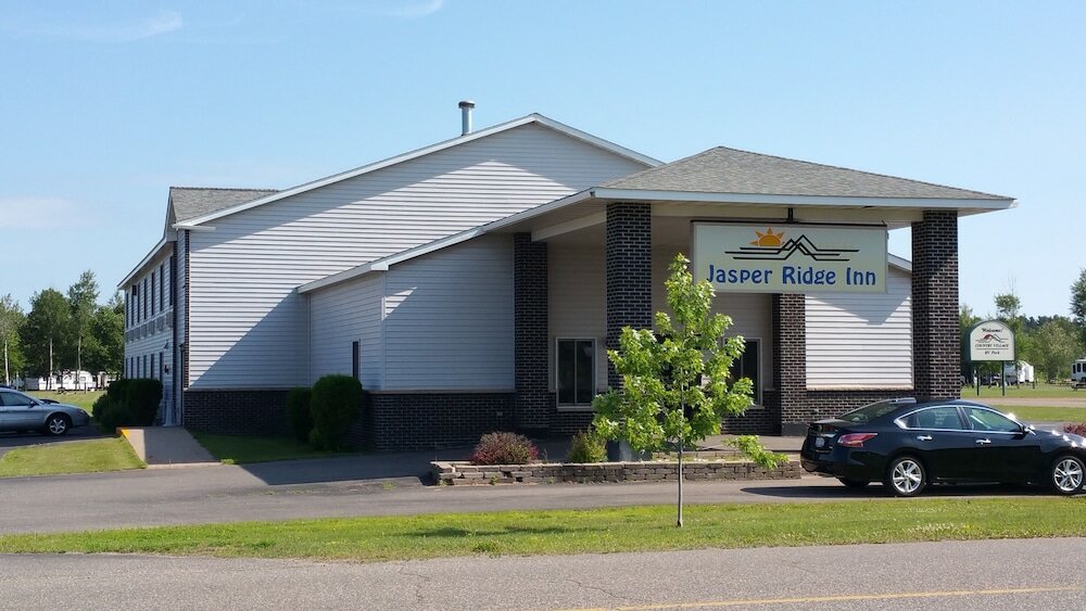 Фото Jasper Ridge Inn Ishpeming