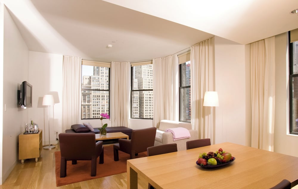 Фото The Bryant Park Hotel