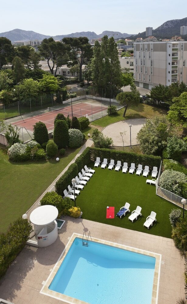 Фото B&b Hotel Marseille Bonneveine