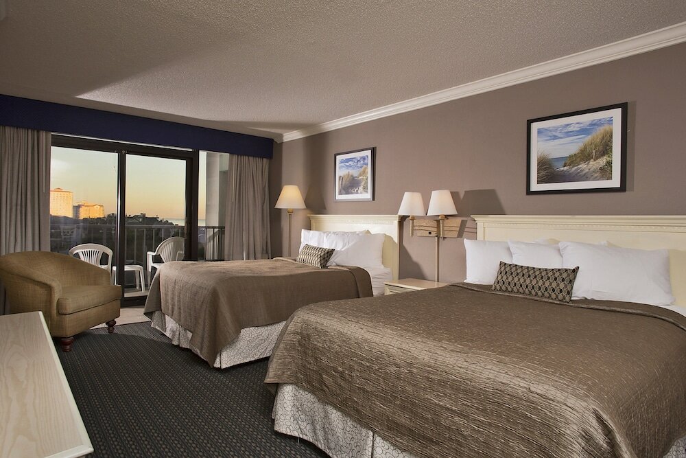 Фото Grande Shores Ocean Resort