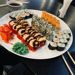 Yakuza (Cherepnina Drive, 5), sushi bar