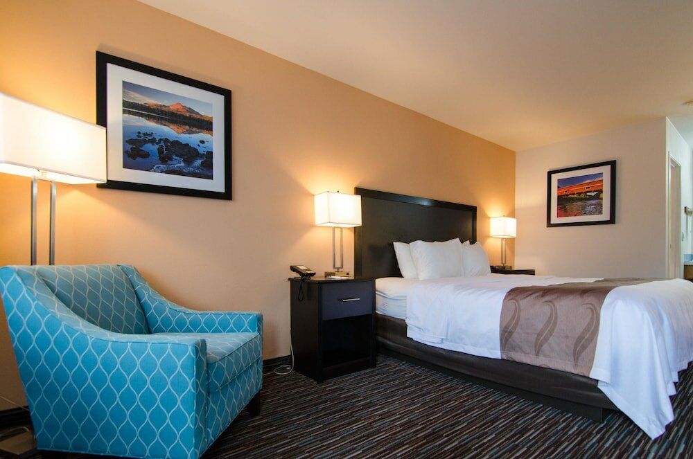 Фото Cottage Grove Inn