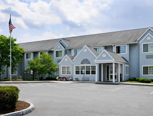Гостиница Microtel Inn & Suites by Wyndham Seneca Falls