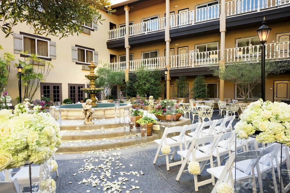 Фото Ayres Hotel Costa Mesa/Newport Beach