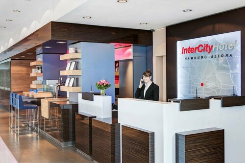 Гостиница IntercityHotel Hamburg-Altona в Гамбурге