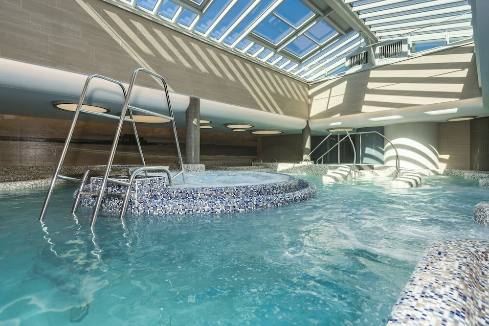 Фото Grand Hôtel Des Thermes